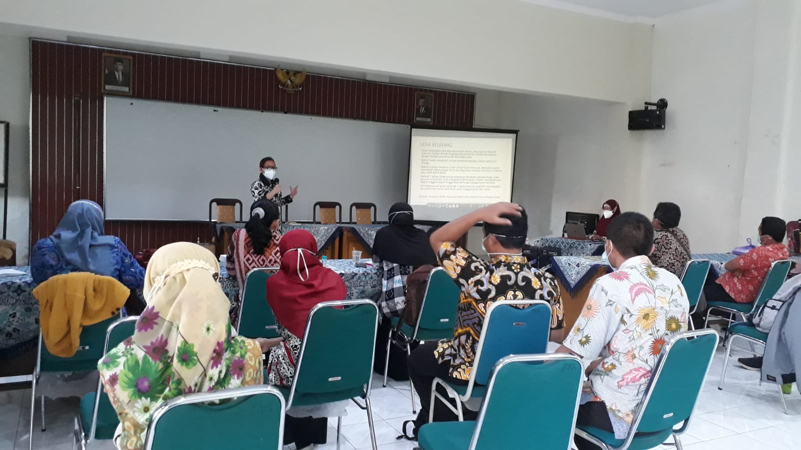 OJT Petugas Teknis dalam Kegiatan Surveilans Resistensi Obat sebagai Upaya Pencegahan dan Penanggulangan Kusta di Kota Pekalongan